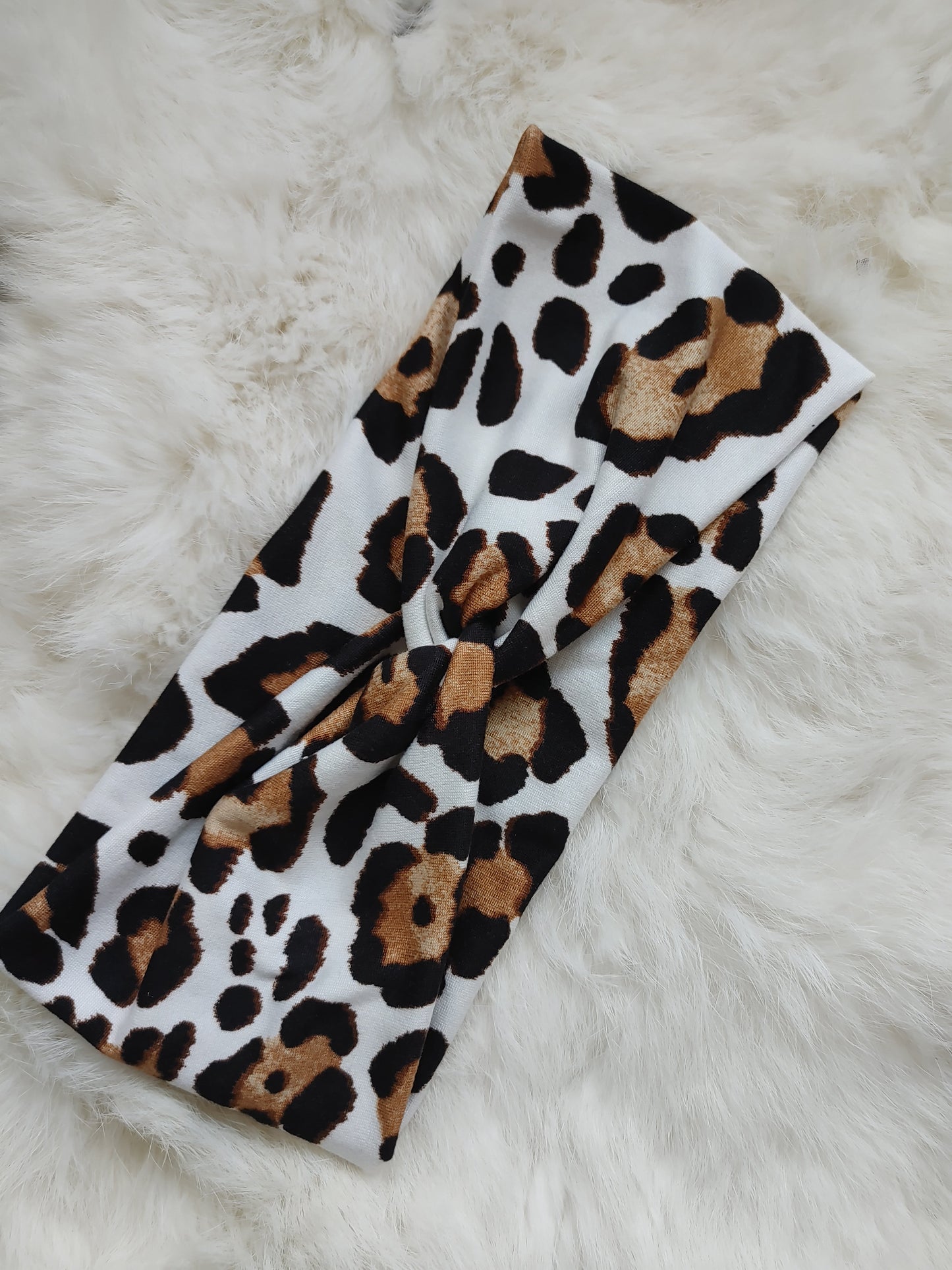 Large print tan leopard