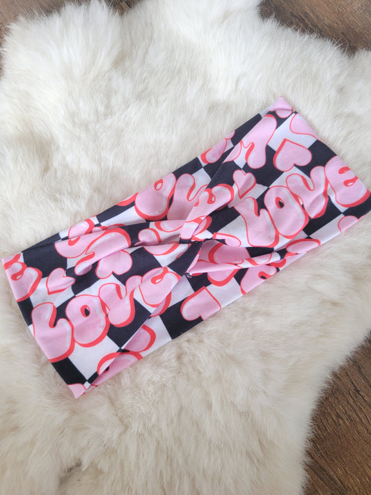 Checkered bubble letter love