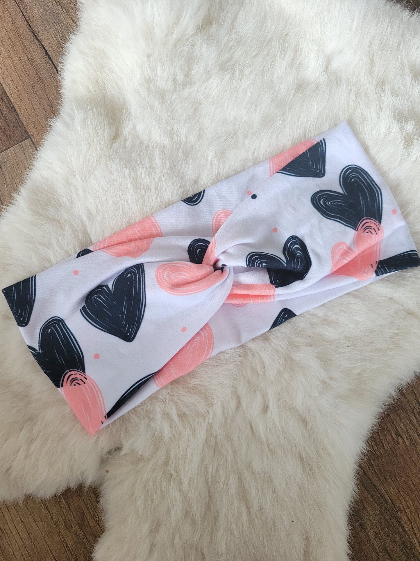 Black and pink hearts