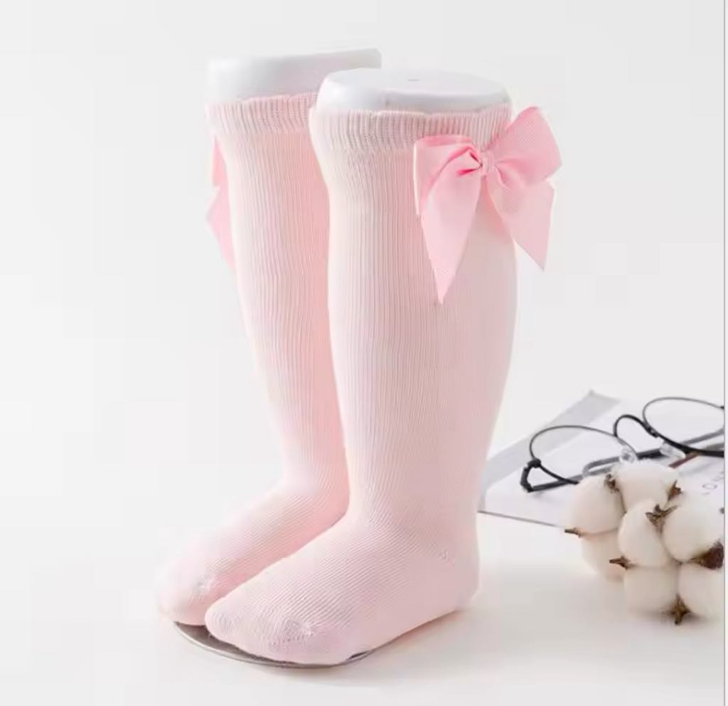 PREORDER: RERUN Cotton Knee High Bow Socks 11.18.24